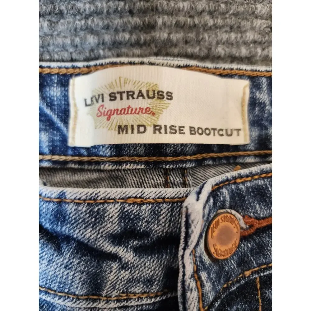 Levi Strauss Womens Size 18 Signature Mid Rise Bootcut Womens Blue Denim Jeans - Picture 5 of 15